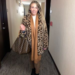 Cheetah plush overcoat